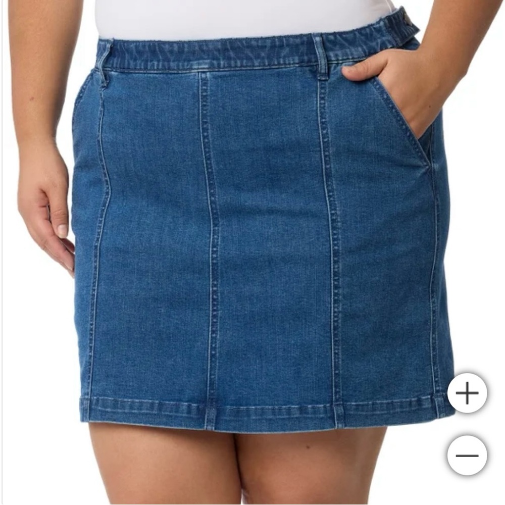 Briggs Women's Denim Skort - Picture 5 of 13
